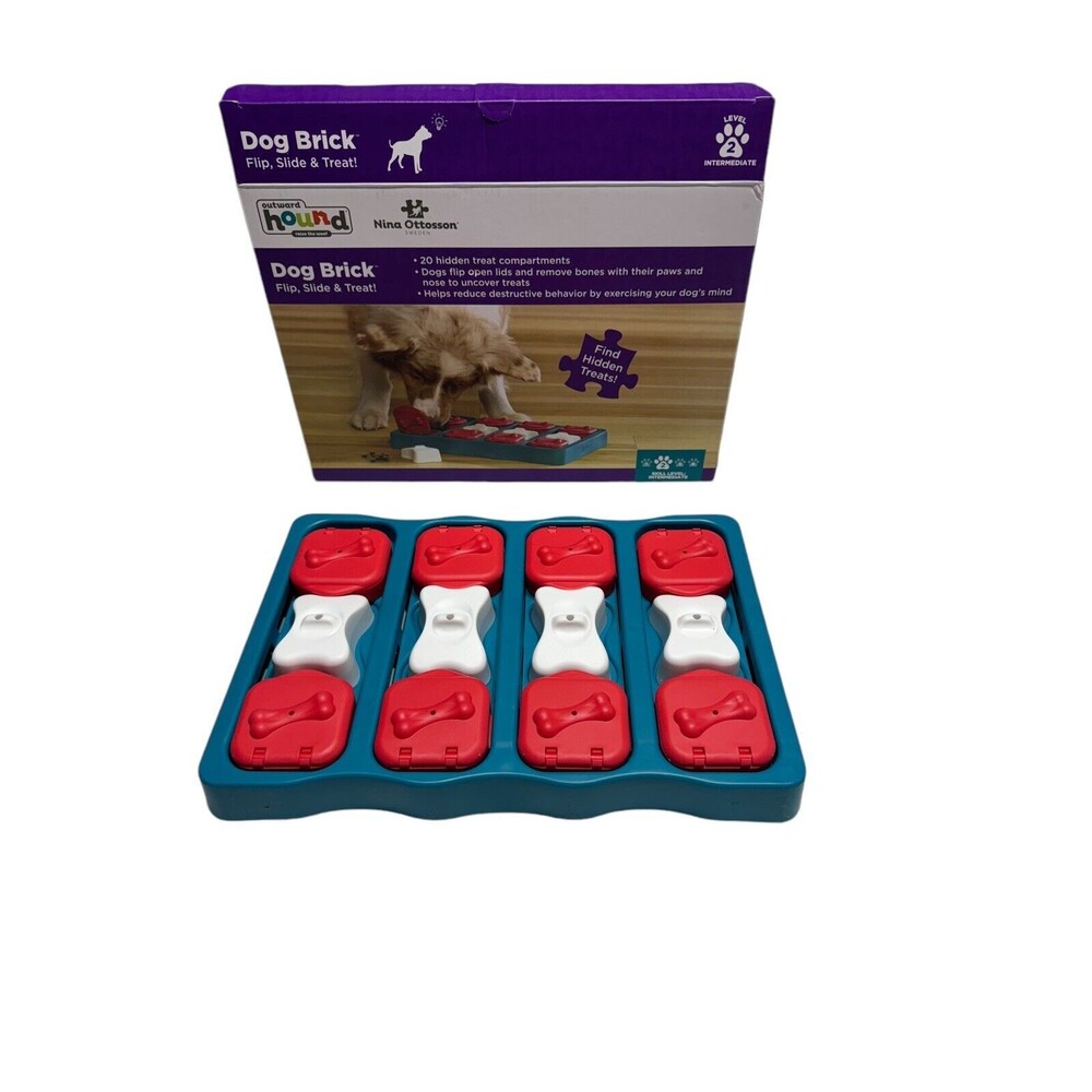 Dog Treat Puzzle‎ Outward Hound 20 Hidden Treat Compartments Skill Level 2